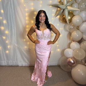 Chic Pink Lace Dress with Slit